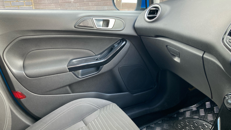 Ford Fiesta 1.25 82 Zetec 5dr Petrol Hatchback